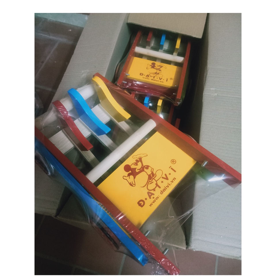 Xe tập đi bằng gỗ 3 con gà cao cấp cho bé yêu Đại Vĩ