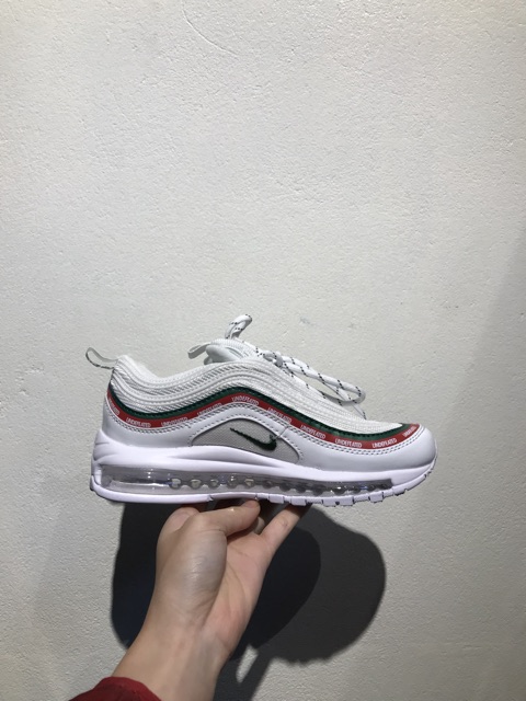 Giầy 97 trắng under uzulang