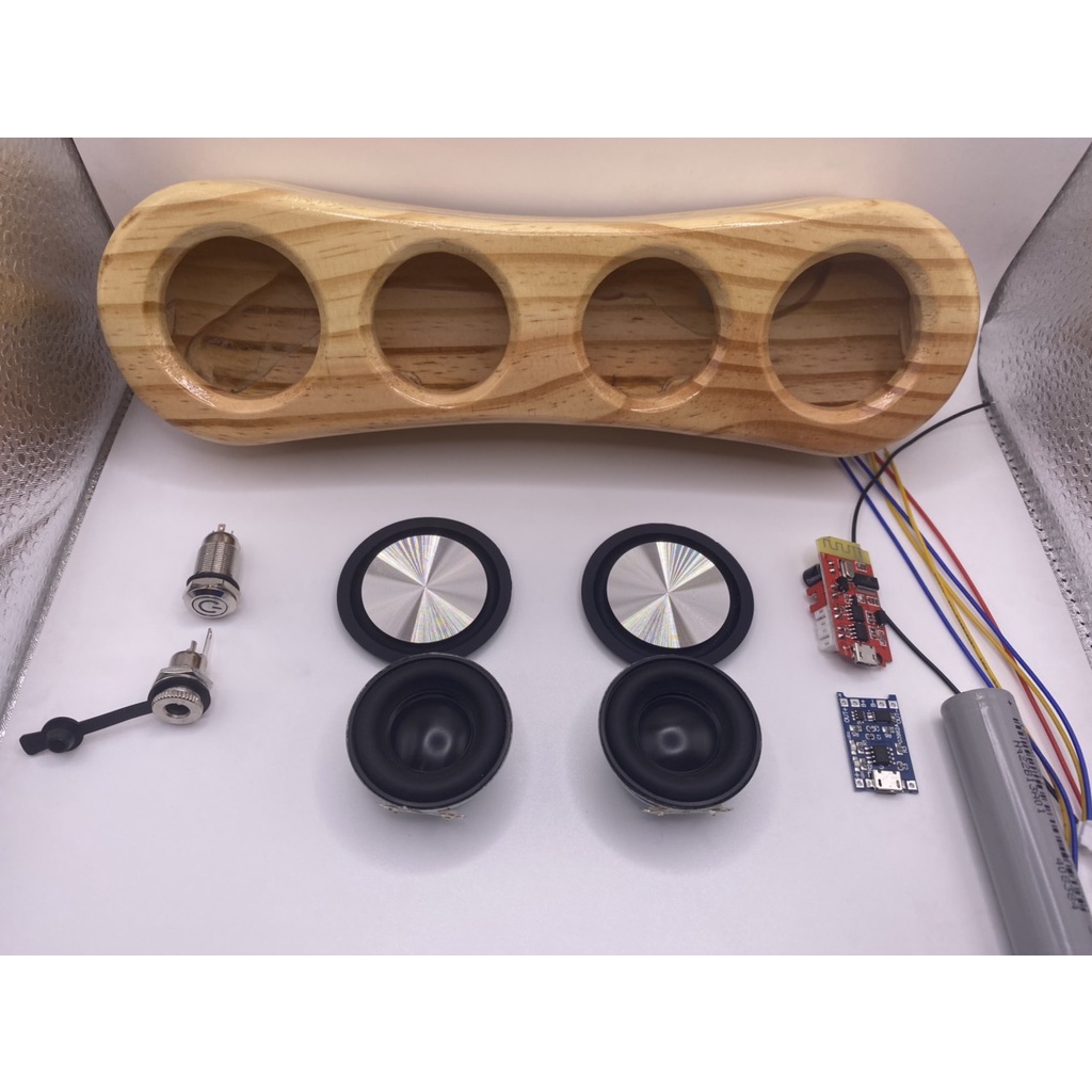 Combo Chế Loa Bluetooth Mini 10W Bass Mạnh Nghe Hay Tốt Trong Tầm Giá