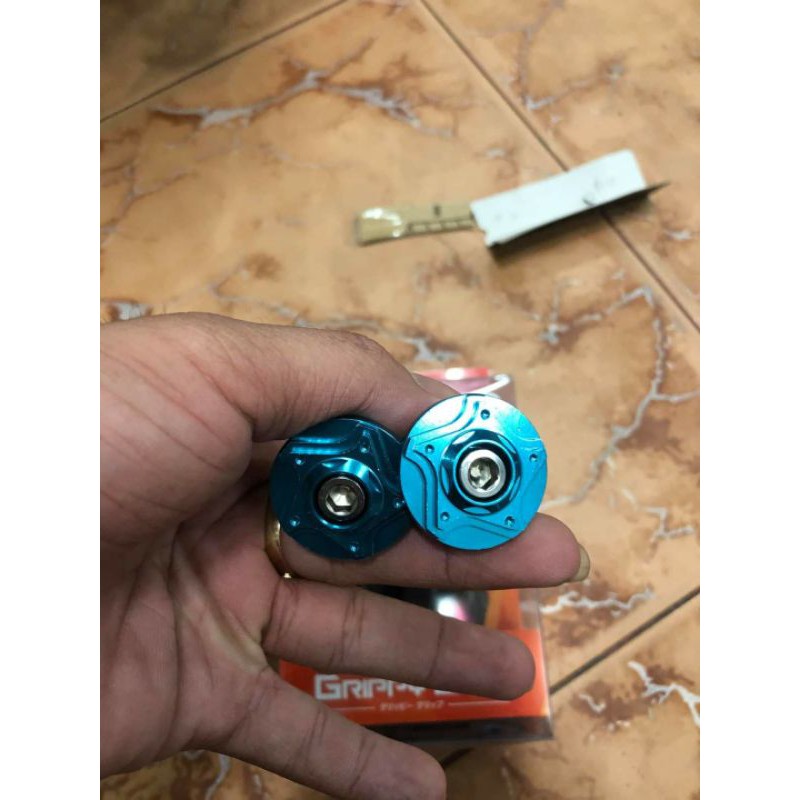 Gù GR5 xanh lục bảo và xanh tím