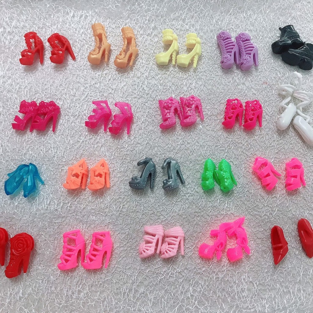 Set 5 Đôi Giày Mini Bằng Nhựa Cho Búp Bê Barbie (Giao mẫu ngẫu nhiên)