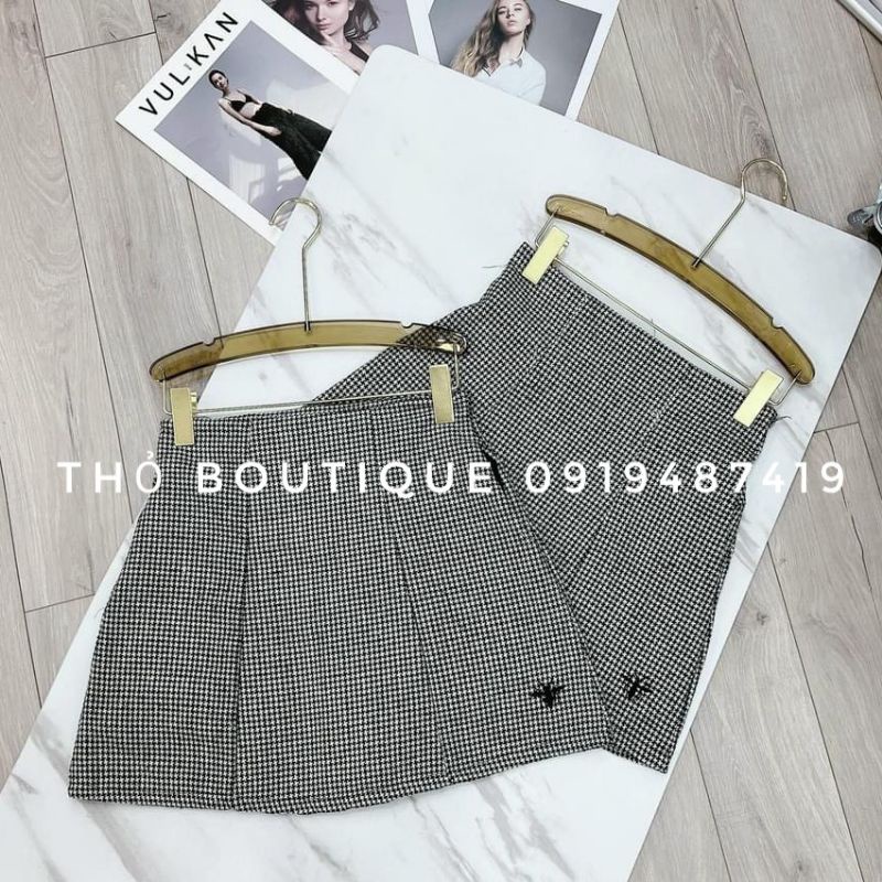 Váy quần ngắn FOREVER21 form A vải cotton dệt mềm caro trắng đen thêu con ong