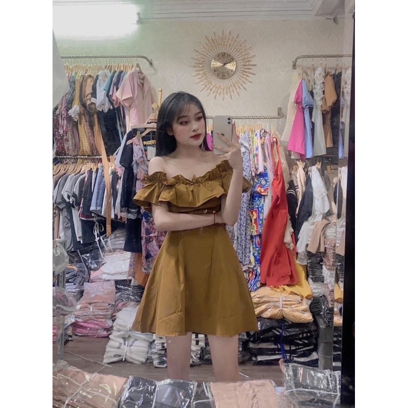 Váy trễ vai nâu tây phối bèo dáng xoè chữ A ngắn tiểu thư siêu xinh, Đầm dự tiệc bẹt vai chất thô mềm đẹp | BigBuy360 - bigbuy360.vn