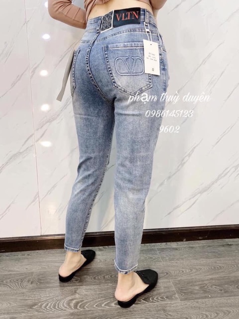 Bán buôn Quần bò nữ túi dập nổi | BigBuy360 - bigbuy360.vn