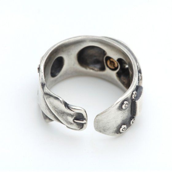 Nhẫn Thiết Kế Hình Kamen Rider 1 Phong Cách Retro Cá Tính