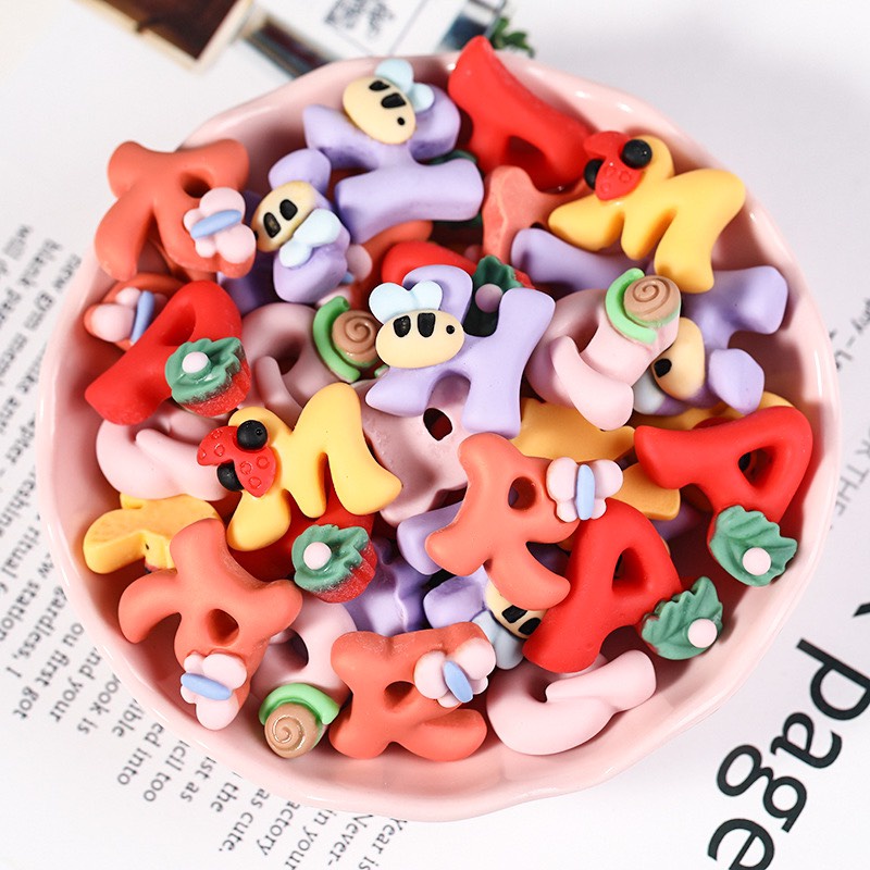 Charm (C318) slime/ Dụng Cụ Charm Trang Trí [Ko Keo &amp; Nút] Hình chữ dễ thương - 01 Cái