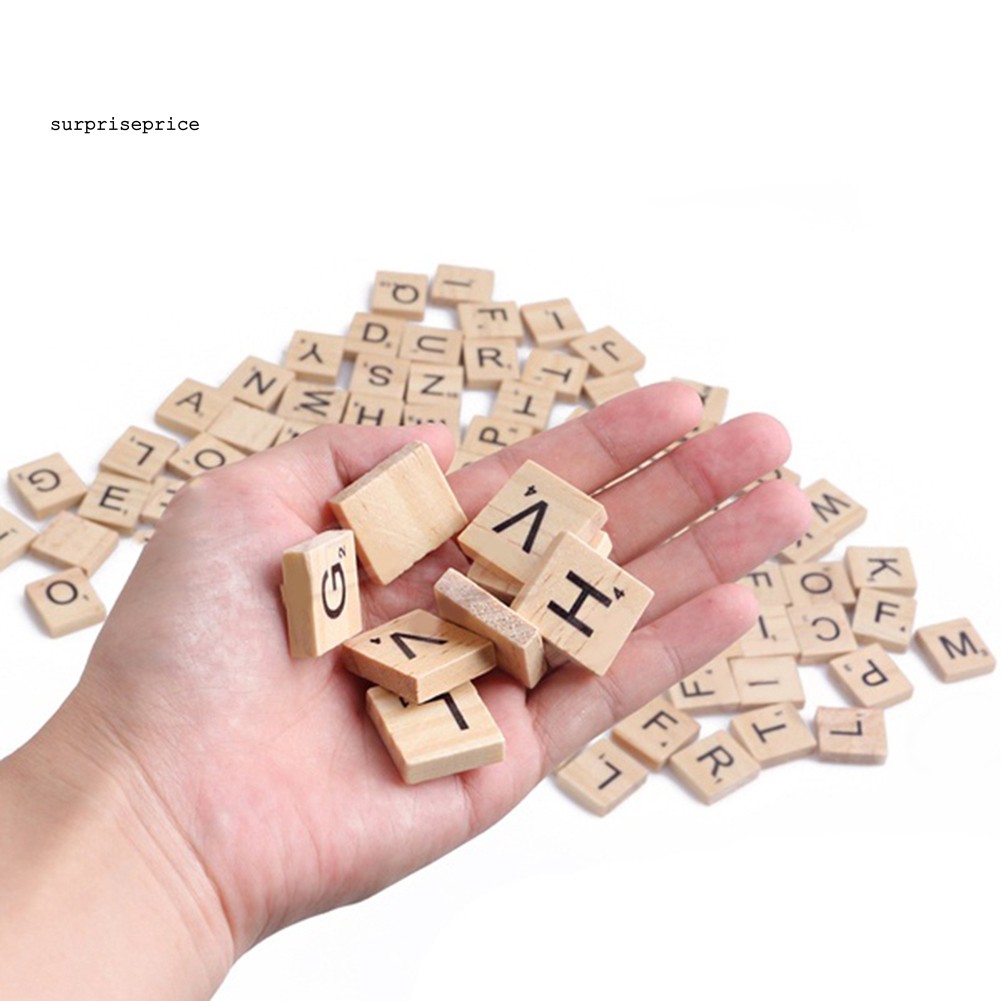 Set 100 nút gỗ kiểu chữ cái và trái tim để trang trí tiện lợi