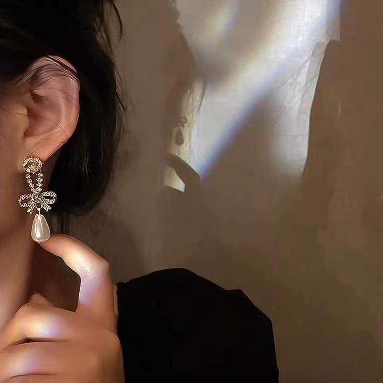 Bông Tai Mạ Bạc 925 Hình Nơ Đính Ngọc Trai Cao Cấp Phong Cách Hàn Quốc