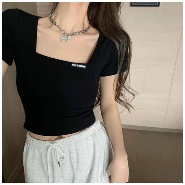 Áo Cổ Vuông Logo Croptop Thun Tăm Vải Co Giản 4 Chiều.