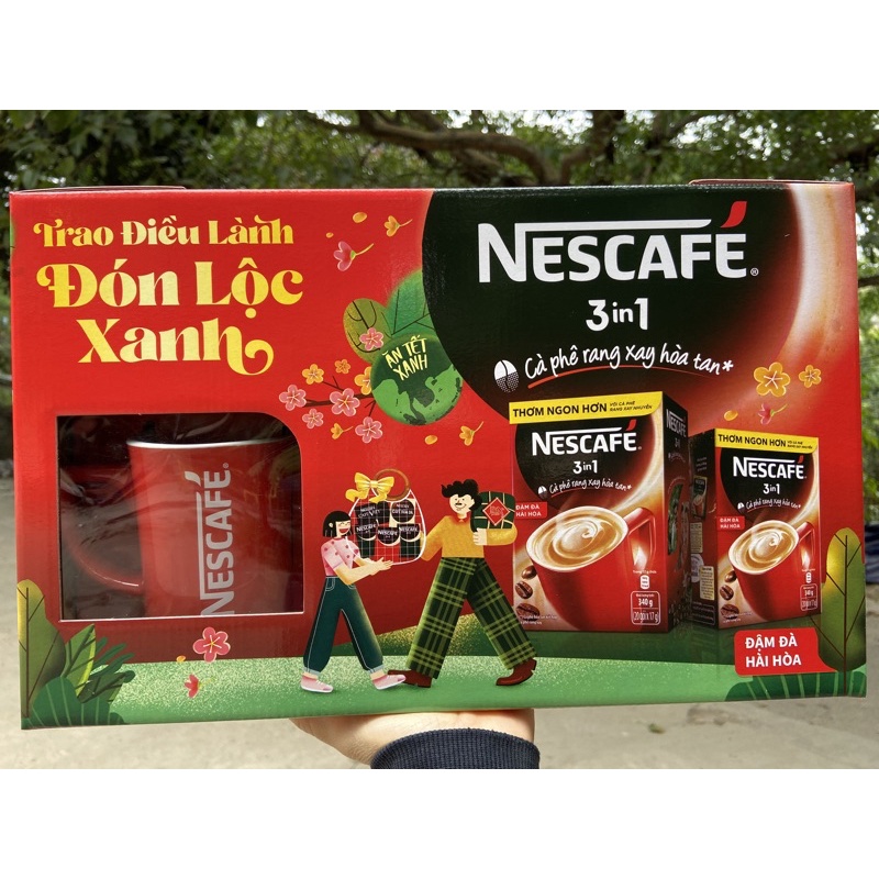 BỘ QUÀ TẾT NEST CAFE SỮA ĐÁ TẶNG CỐC SỨ CAO CẤP