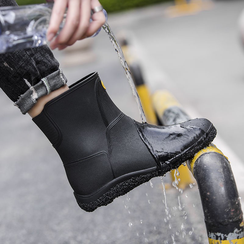 Ủng Nhựa Pvc Dùng Đi Mưa Tiện Lợi Chất Lượng Cao | BigBuy360 - bigbuy360.vn