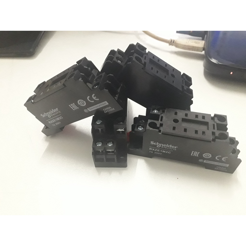 | CHÍNH HÃNG| Đế rờ le RXZE1M2C  Schneider