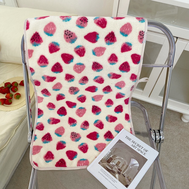 Khăn Tắm Vải Cotton Cỡ Lớn Thấm Hút Nước Nhanh Khô Không Trơn Họa Tiết Dâu Tây Dễ Thương Cho Nữ