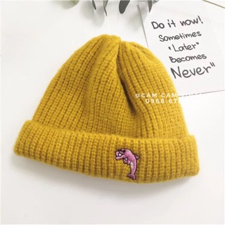 Mũ len Beanie gân xốp tone màu vàng Vintage thêu cá heo