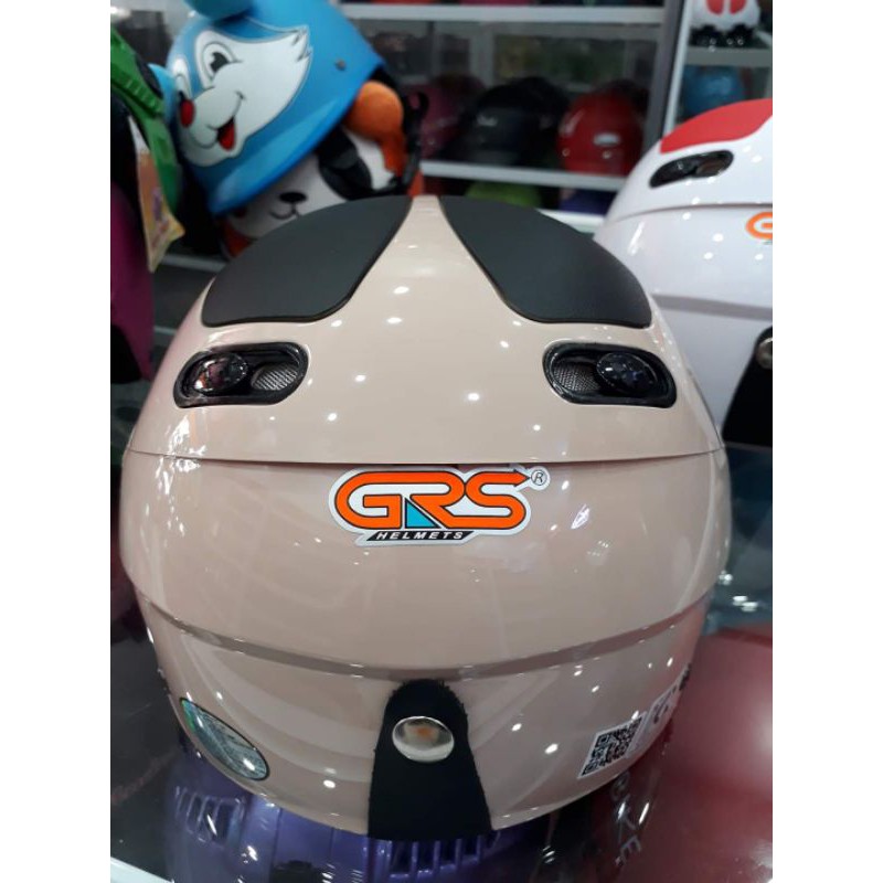 Mủ bảo hiểm grs 102