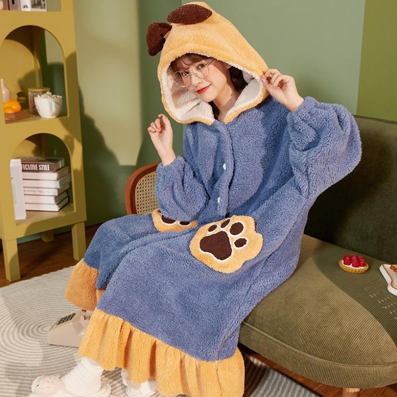 Áo choàng ngủ nhung dày dặn ấm áp theo phong cách mùa đông dành cho nữ 2021 !