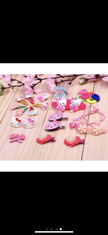 Hộp phụ kiện kẹp tóc hello kitty 28 món