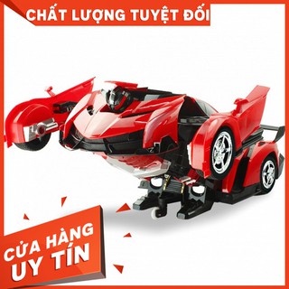 Xe hơi biến hình thành robot Transfomers điều khiển từ xa