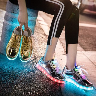 [VÀNG BÓNG]-Giày phát sáng màu vàng bóng phát sáng 7 màu 8 chế độ đèn led style phong cách hàn quốc