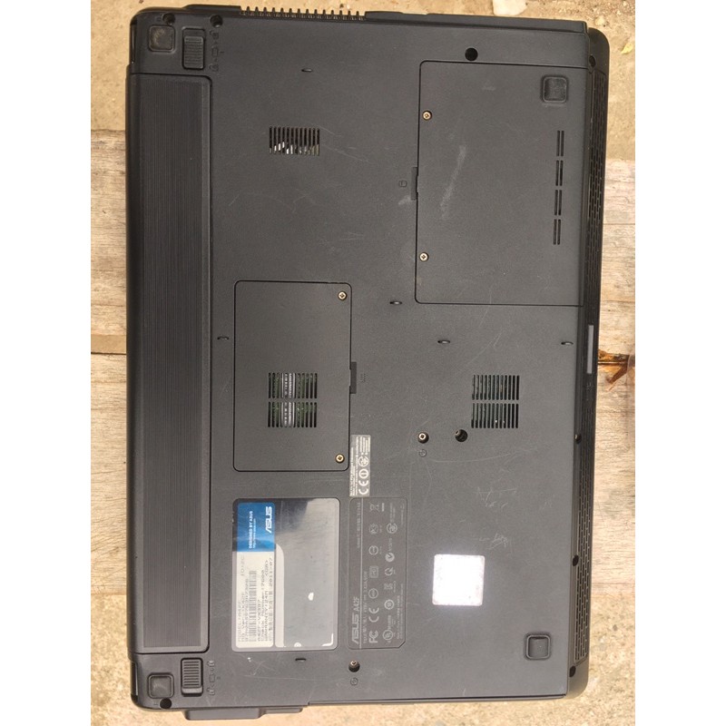 Bán laptop Asus a42f core i3, ram 2gb, ổ cứng HDD 500gb