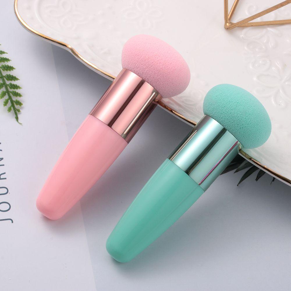Mút Tán Kem Nền Dạng Lỏng Hình Nấm Mềm Mịn Dành Cho Bạn Nữ