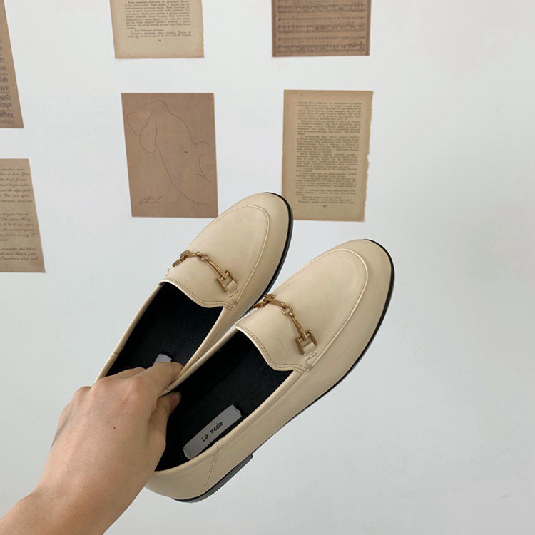 Loafer da mềm mũi tròn, đai ngang kim loại, đế cao 1cm - 161221003