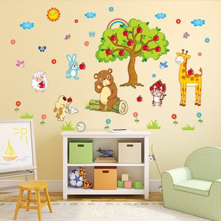 Decal dán tường thú cây táo 8205