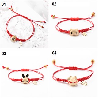 Dây đỏ đeo tay may mắn dễ thương