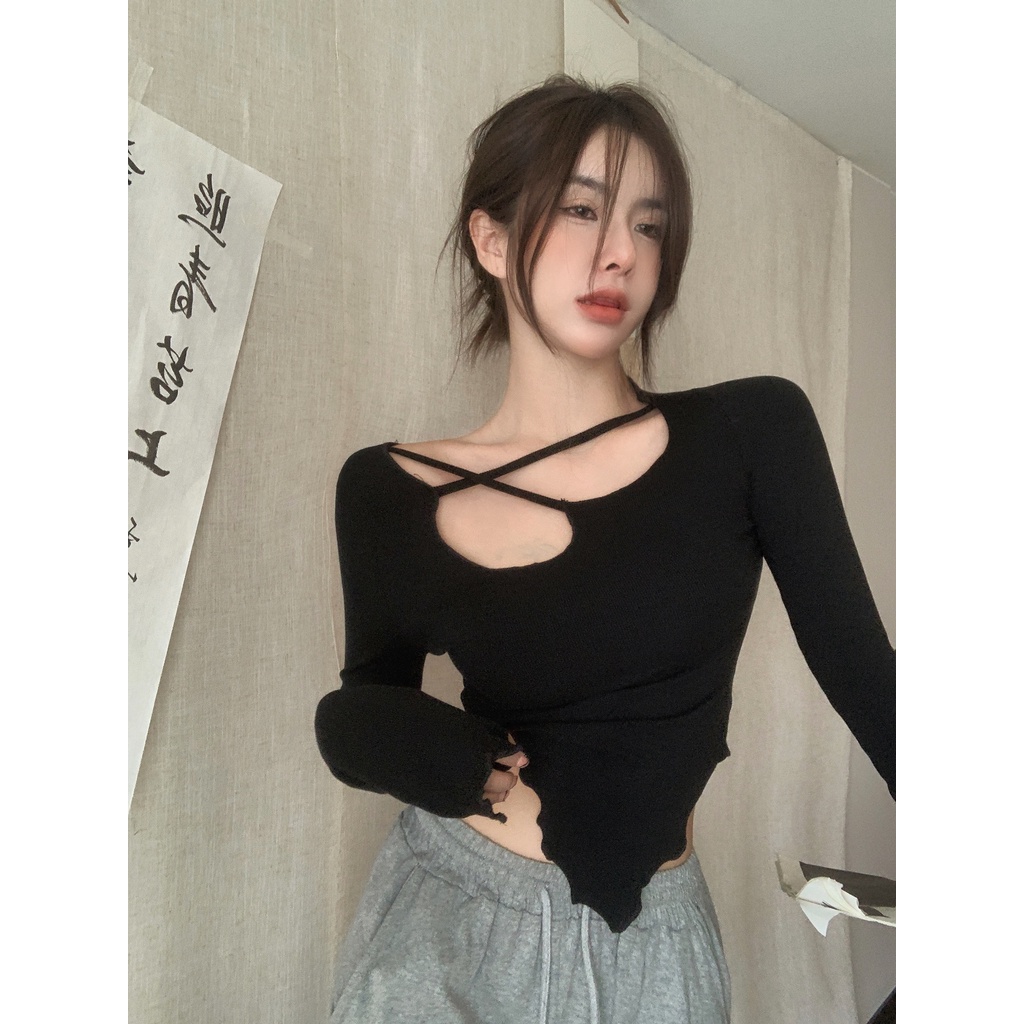 QKOOLE  Áo croptop Tay Dài Thiết Kế Độc Đáo Phong Cách Hàn Quốc Quyến Rũ Cho Nữ