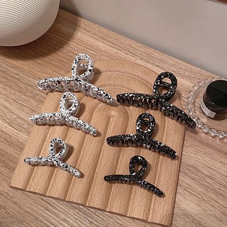 Mua 10 tăng 1 - Loại to 11cm Kẹp tóc càng cua hoạ tiết bò sữa phụ kiện tóc giữ sóng đáng yêu dành cho nữ hottrend 2021