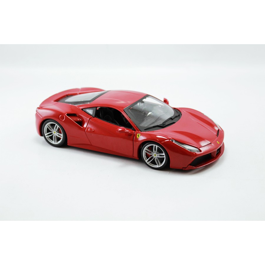 Mô hình xe Ferrari 488 GTB 1:24 Bburago