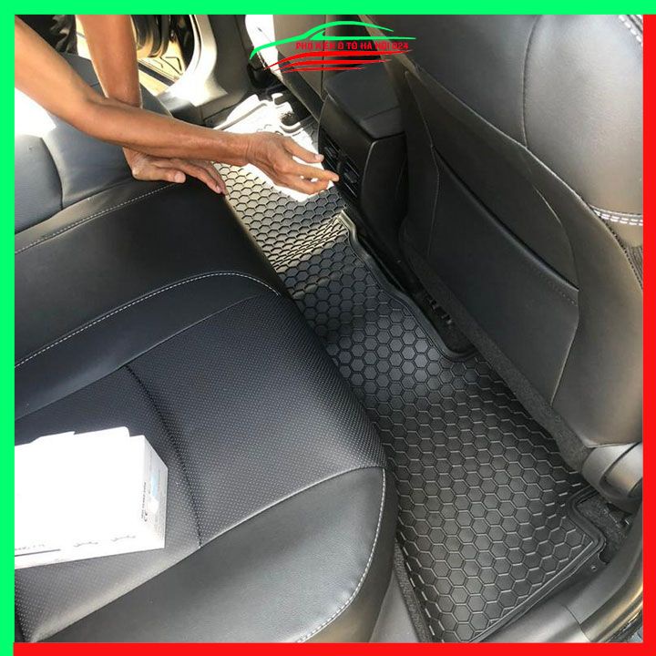 Thảm lót sàn cao su cho xe Cross 2020-2023 mẫu chữ đỏ hàng chuẩn theo xe chịu lực tốt