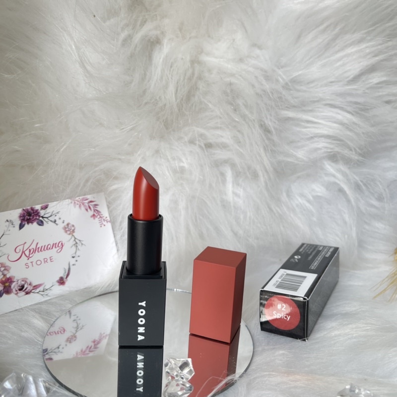 Son Yoona Matte Lip chất son mịn lì, lâu trôi