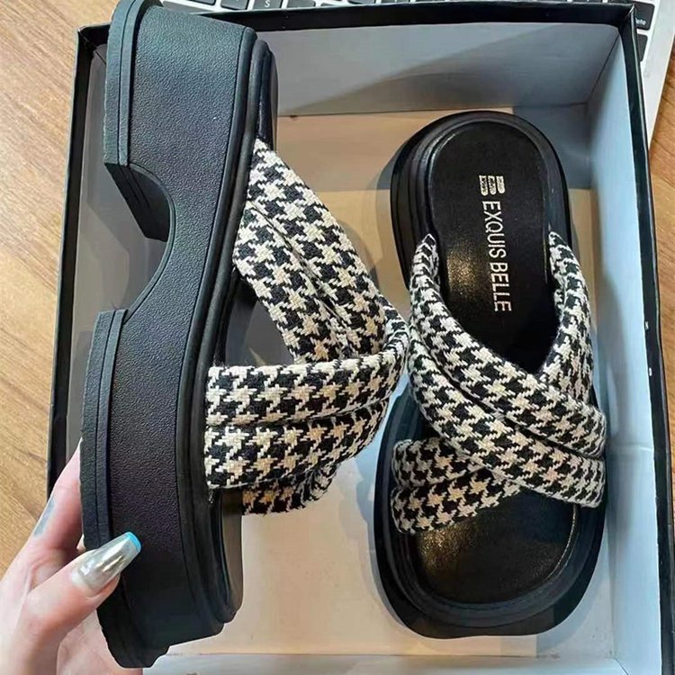 Dép Sandal Đế Dày Quai Chéo Thời Trang Mùa Hè Châu Âu 2022