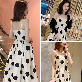 Đầm hai dây họa tiết chấm bi