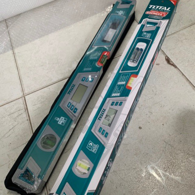 THƯỚC THỦY ĐIỆN TỬ 60CM TOTAL TMT2606D  THƯỚC THỦY HIỆN SỐ CÓ NAM CHÂM VÀ ĐỘ CHÍNH XÁC CAO