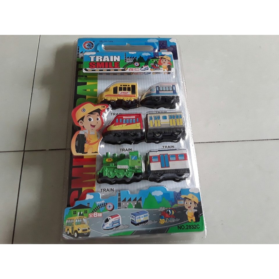 Vỉ đồ chơi 6 xe tàu lửa