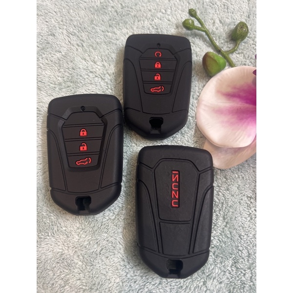 Vỏ  bọc bảo vệ chìa khoá isuzu Dmax bằng silicon cao cấp