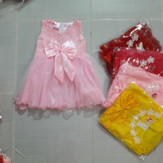 Đầm bé gái