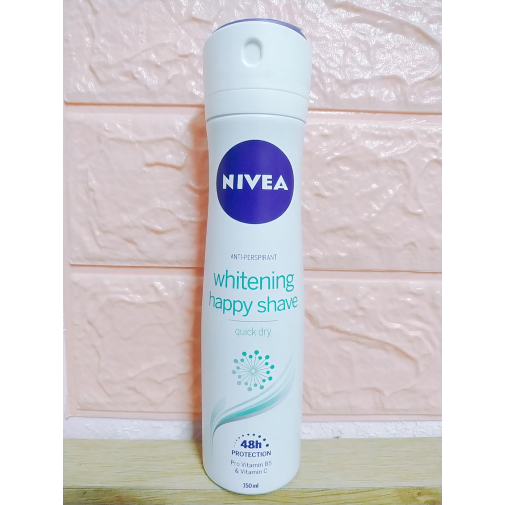 Xịt ngăn mùi Nivea trắng mịn làm dịu da 150ml (bao bì mới)