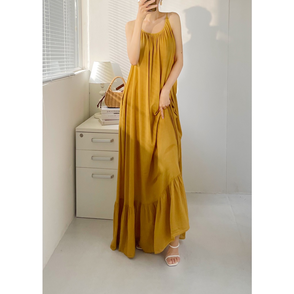 MORI - đầm maxi suông hở lưng