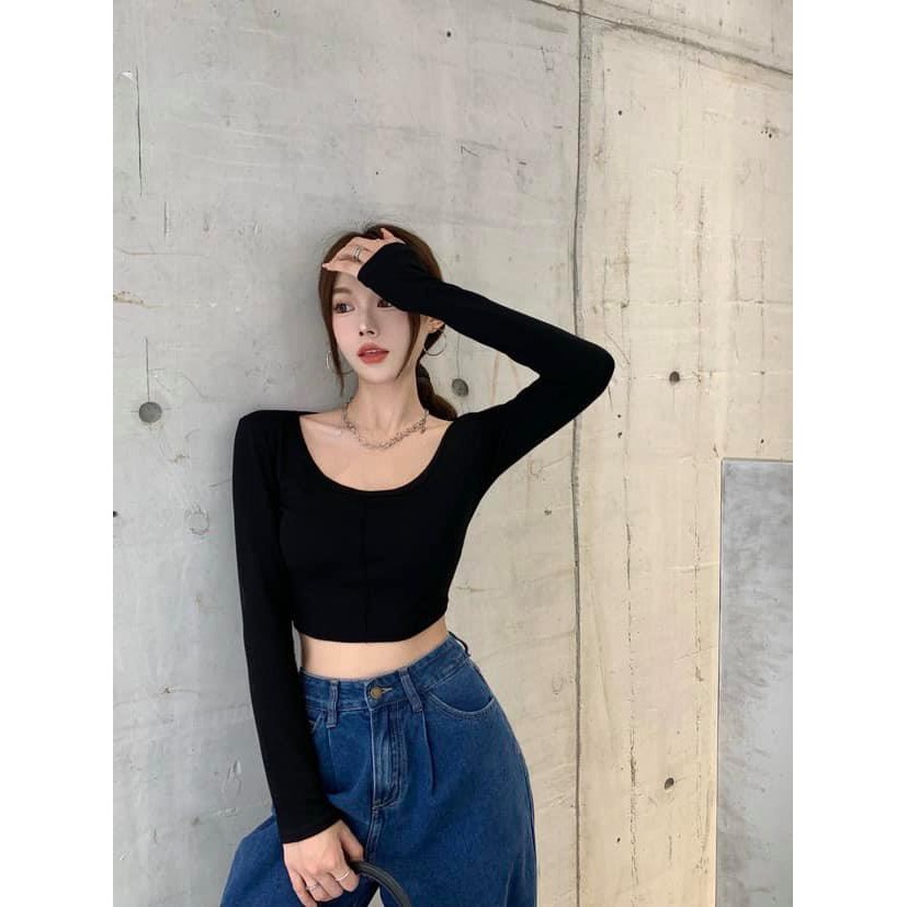 Áo thun cổ tròn phối gân giữa DeLys