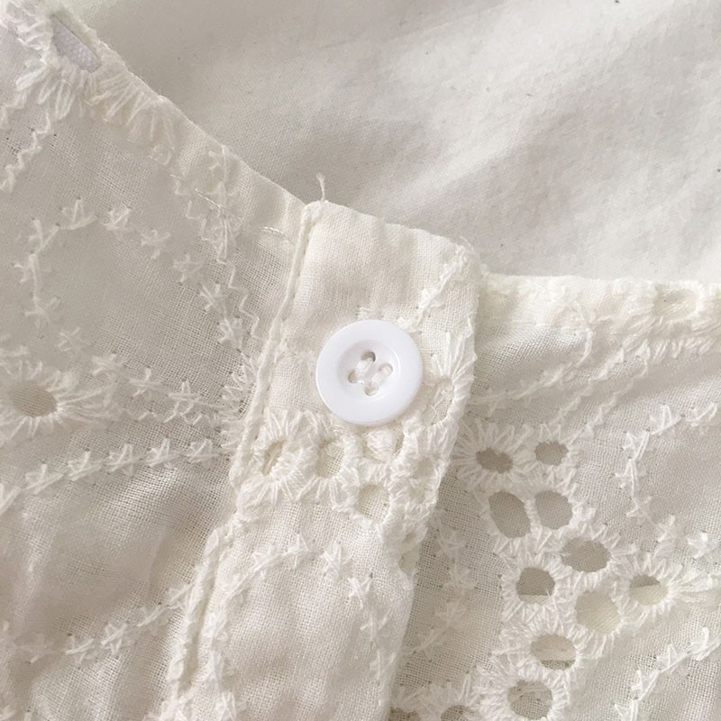 Áo ren cổ tròn tay ngắn