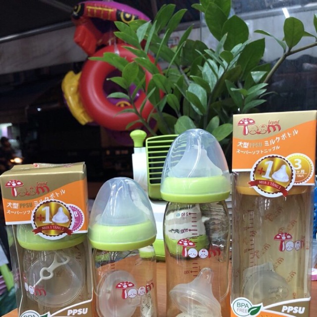 Bình sữa Toom hàng nhật xịn 240ml