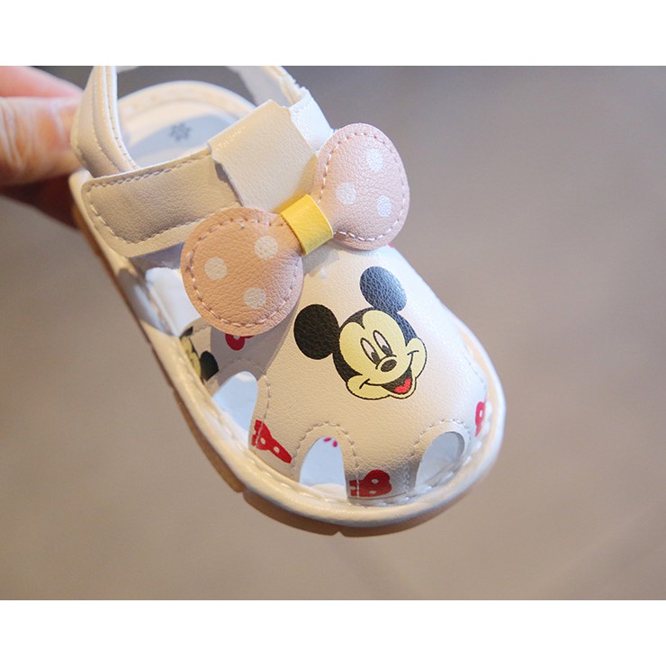 Sandal dép tập đi cho bé gái mickey có kèn phát tiếng kêu và nơ xinh xắn