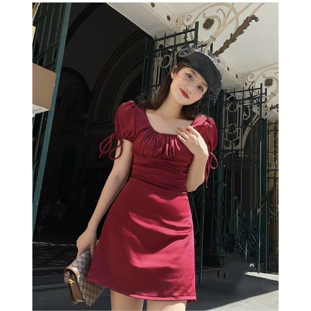 ĐẦM ĐỎ CỔ U NHÍU NGỰC TAY NƠ