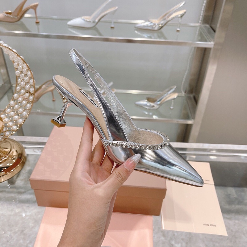 Giày cao gót 5.5cm mũi nhọn thương hiệu MiuMiu màu trơn da thật cao cấp