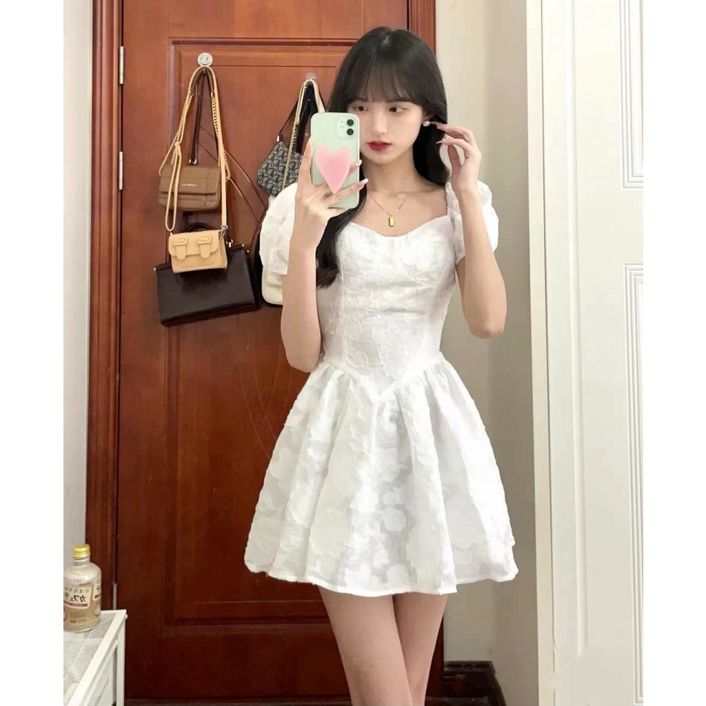 QKOOLE  Đầm Tay Phồng Cổ Vuông Thời Trang Hàn Quốc Cho Nữ