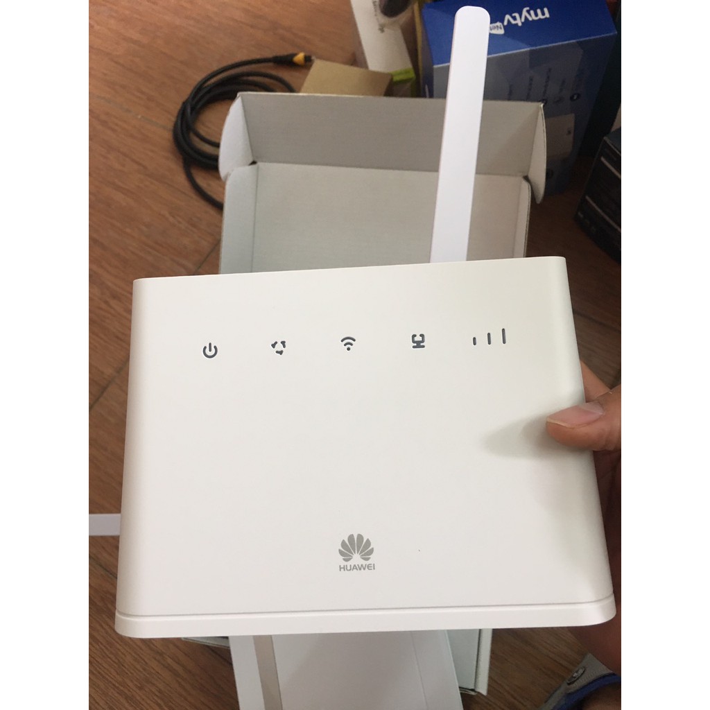 Bộ pát wifi từ sim 3G/ 4G HUAWEI B311B-853 Có 4 cổng lan Tốc độ cao