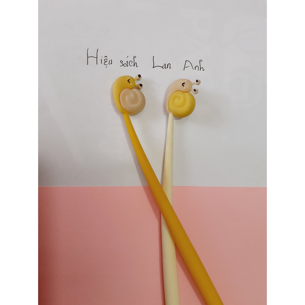 Bút nước mực đen các hình xinh xắn, dễ thương